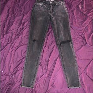 black/gray jeans
